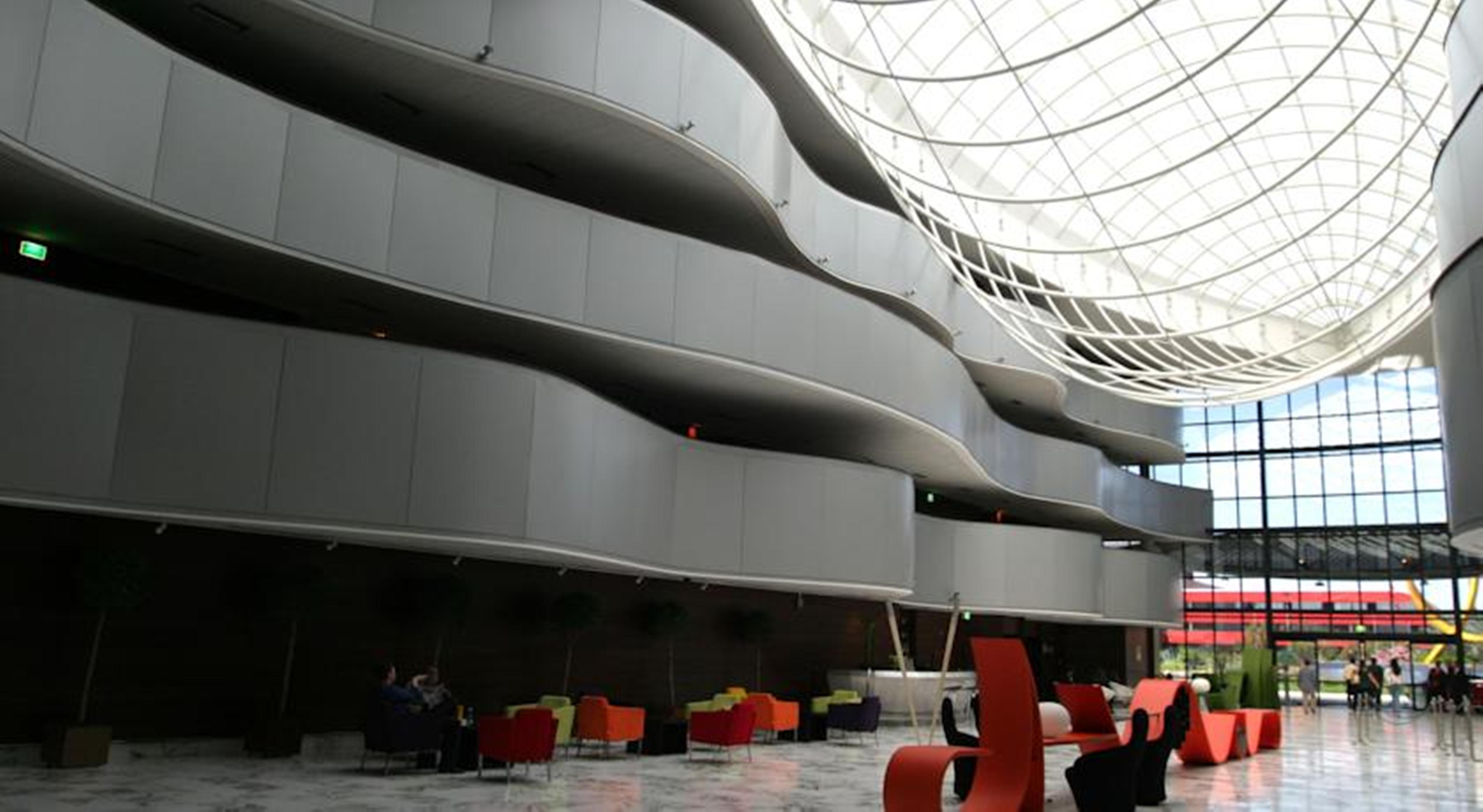 Royal Tulip Brasilia Alvorada Hotel Exterior photo The interior of the library