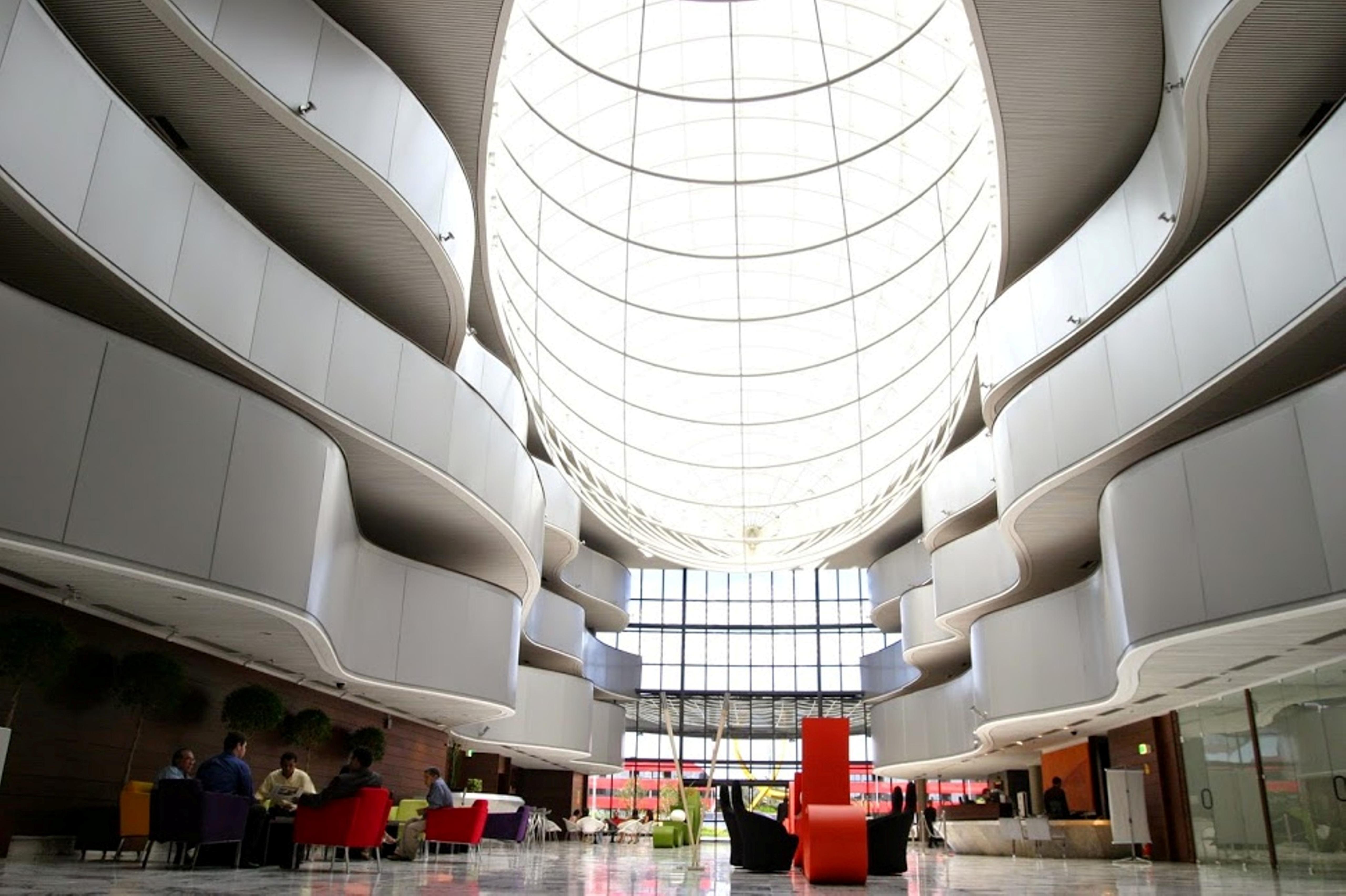 Royal Tulip Brasilia Alvorada Hotel Exterior photo The atrium